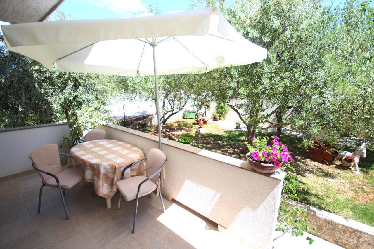Small Apartment For A Great Holiday Zadar Eksteriør bilde